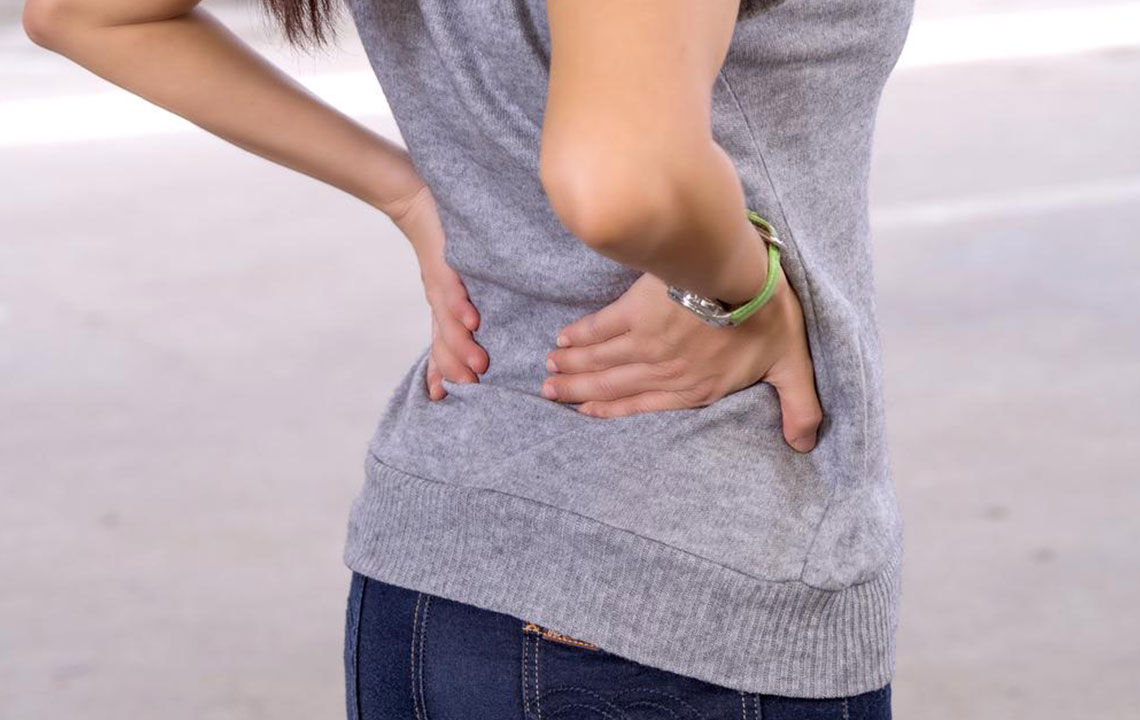 Back Pain on the Right Side – Types and Treatments